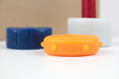 Свічка ручної роботи